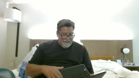 Snapshot of hardfreak4you chatting on November 4, 2025, 4:33 am hardfreak4you online show from November 4, 2025, 4:33 am