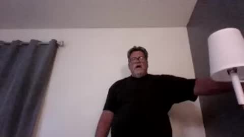 Snapshot of hardfreak4you chatting on November 8, 2025, 10:15 am hardfreak4you online show from November 8, 2025, 10:15 am