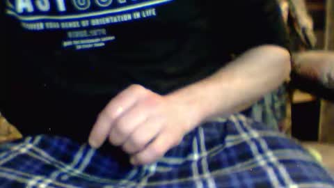 Snapshot of hardguymike chatting on February 14, 2026, 5:15 am hardguymike online show from February 14, 2026, 5:15 am