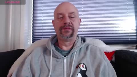 MrLazy online show from January 7, 2025, 12:41 pm