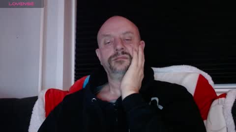 MrLazy online show from January 11, 2025, 7:49 pm