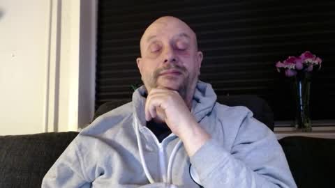 MrLazy online show from January 10, 2026, 1:51 am