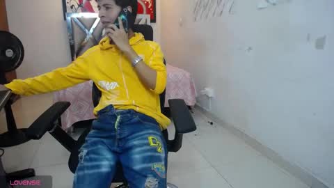 Snapshot of hardsexlove08 chatting on April 28, 2026, 2:27 am Andres Dean online show from April 28, 2026, 2:27 am