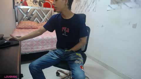 Snapshot of hardsexlove08 chatting on May 23, 2026, 9:52 pm Andres Dean online show from May 23, 2026, 9:52 pm