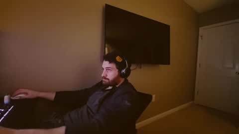 Tom online show from December 31, 2024, 12:32 am