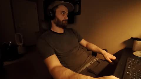 Tom online show from September 14, 2025, 8:46 am