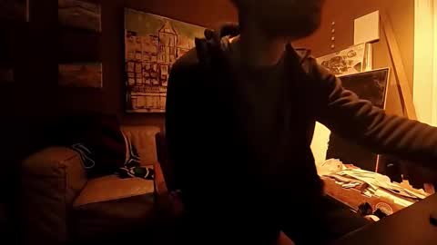 Snapshot of hardswtch chatting on November 29, 2025, 7:00 am Tom online show from November 29, 2025, 7:00 am