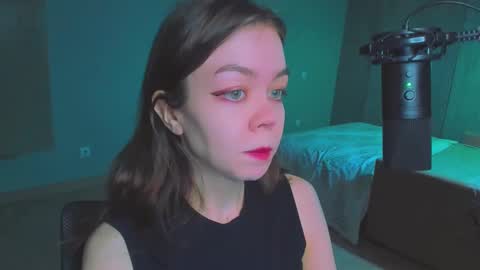 Snapshot of haribo_asmr chatting on December 11, 2024, 10:03 am Miss Hari online show from December 11, 2024, 10:03 am