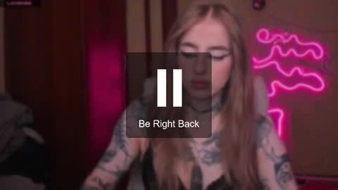 Julia online show from March 7, 2025, 5:18 am