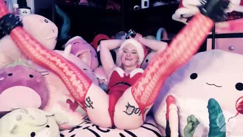 Harley Lockhart online show from December 19, 2025, 7:26 am