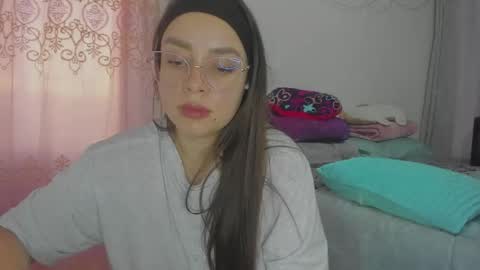 Snapshot of harleynapier chatting on April 18, 2026, 10:54 pm Natii online show from April 18, 2026, 10:54 pm