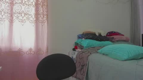 Snapshot of harleynapier chatting on April 22, 2026, 9:27 pm Natii online show from April 22, 2026, 9:27 pm
