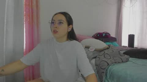 Snapshot of harleynapier chatting on May 3, 2026, 2:01 pm Natii online show from May 3, 2026, 2:01 pm