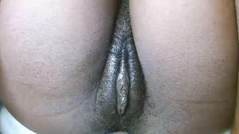 harleys_ebony online show from December 6, 2024, 7:32 am