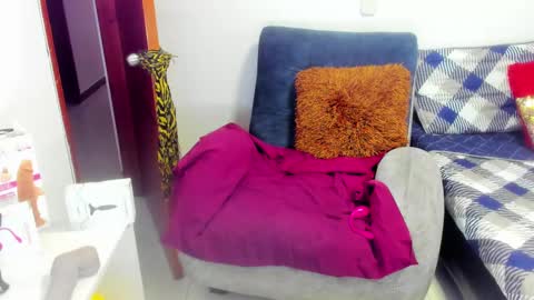 Snapshot of harly_queen77 chatting on March 6, 2025, 12:09 pm Harly online show from March 6, 2025, 12:09 pm