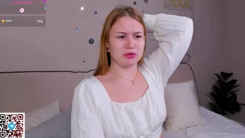 Snapshot of harmony_mills chatting on September 12, 2025, 12:44 am Christine online show from September 12, 2025, 12:44 am