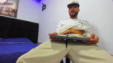 Snapshot of harold_999 chatting on October 15, 2025, 4:01 am harold_999 online show from October 15, 2025, 4:01 am