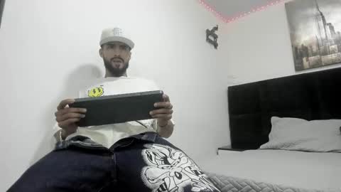 Snapshot of harold_999 chatting on October 20, 2025, 5:24 pm harold_999 online show from October 20, 2025, 5:24 pm