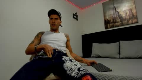 Snapshot of harold_999 chatting on October 26, 2025, 4:51 am harold_999 online show from October 26, 2025, 4:51 am