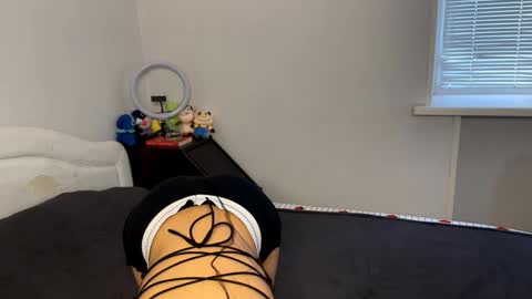 Naomi online show from October 19, 2025, 1:06 am