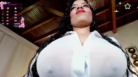 Snapshot of harper_ziu chatting on May 3, 2026, 12:11 pm harper_ziu online show from May 3, 2026, 12:11 pm