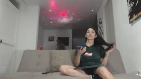 Snapshot of harrycum4you chatting on July 7, 2026, 2:14 am hannaandharri online show from July 7, 2026, 2:14 am