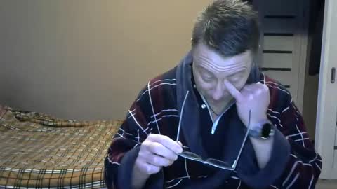 Snapshot of harrysnake chatting on December 10, 2024, 6:44 am HarrySnake online show from December 10, 2024, 6:44 am