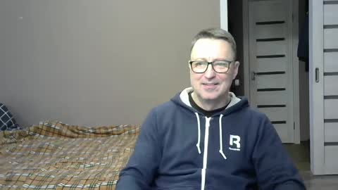 Snapshot of harrysnake chatting on February 6, 2025, 6:40 am HarrySnake online show from February 6, 2025, 6:40 am