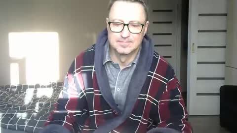 Snapshot of harrysnake chatting on February 17, 2025, 6:31 am HarrySnake online show from February 17, 2025, 6:31 am