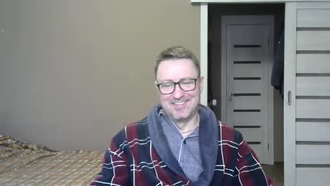 Snapshot of harrysnake chatting on February 20, 2025, 6:39 am HarrySnake online show from February 20, 2025, 6:39 am