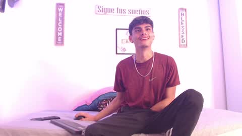 Snapshot of harrythomson1 chatting on December 27, 2024, 8:45 am harry thomson online show from December 27, 2024, 8:45 am