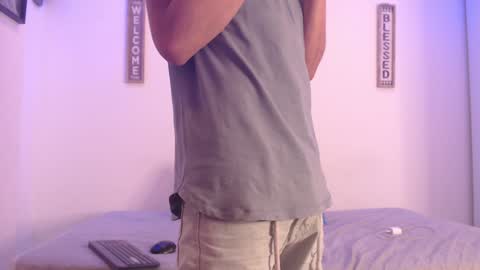 Snapshot of harrythomson1 chatting on December 29, 2024, 3:33 am harry thomson online show from December 29, 2024, 3:33 am