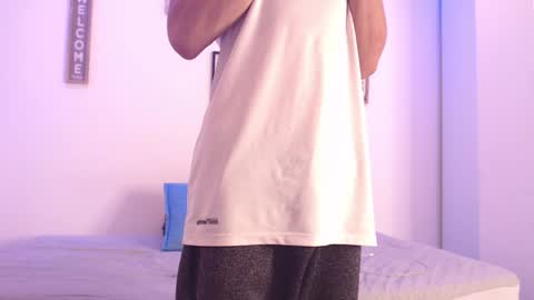 Snapshot of harrythomson1 chatting on December 31, 2024, 7:31 am harry thomson online show from December 31, 2024, 7:31 am