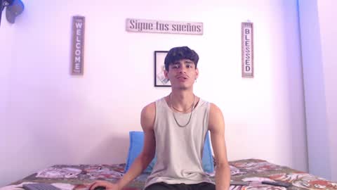 Snapshot of harrythomson1 chatting on January 14, 2025, 5:30 am harry thomson online show from January 14, 2025, 5:30 am