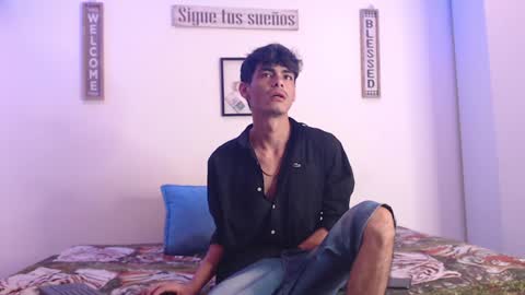 Snapshot of harrythomson1 chatting on January 26, 2025, 4:30 am harry thomson online show from January 26, 2025, 4:30 am