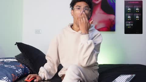 Snapshot of harrytwink18 chatting on January 10, 2025, 1:20 pm HARRY online show from January 10, 2025, 1:20 pm