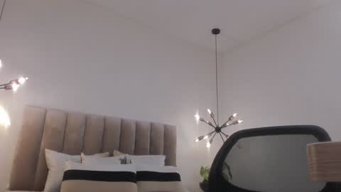 Harry Jones online show from December 17, 2024, 5:26 pm