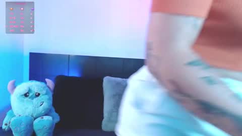 Sofia  Damin online show from September 24, 2025, 10:29 am