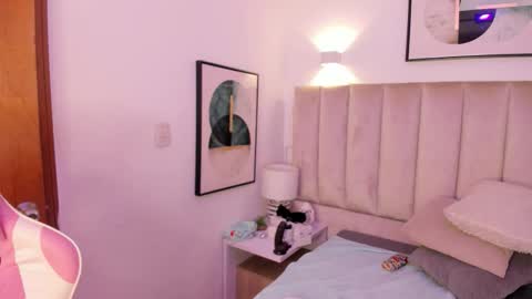 Haru Bonny online show from December 14, 2025, 8:09 am