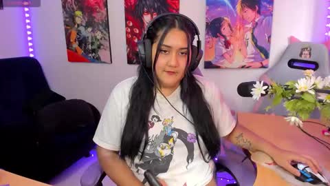 Snapshot of haruu2 chatting on November 2, 2025, 8:22 pm karen online show from November 2, 2025, 8:22 pm