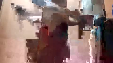 hasiblaskar1 online show from May 5, 2026, 5:37 am
