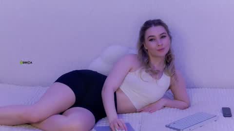 Anna online show from March 13, 2026, 7:53 pm