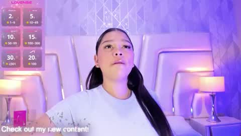 hatsajones online show from March 7, 2026, 4:09 am