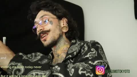 Snapshot of hatsumotokyoto chatting on January 20, 2025, 3:04 am More content   2   online show from January 20, 2025, 3:04 am