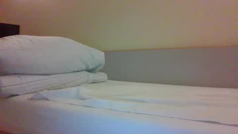 Hawk5800 online show from December 18, 2024, 8:14 pm