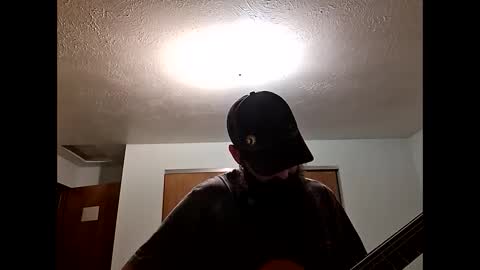 Snapshot of hawktalon007 chatting on September 23, 2025, 2:58 am Robert online show from September 23, 2025, 2:58 am