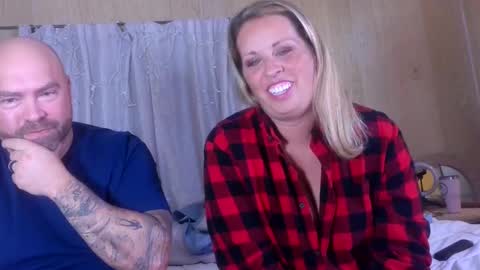 Snapshot of hawktuahgwakgwakmom chatting on December 18, 2024, 6:32 am hawktuahgwakgwakmom online show from December 18, 2024, 6:32 am