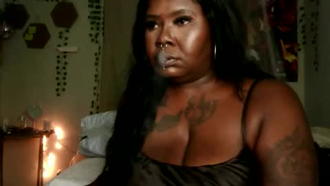 Snapshot of hawtchoc37 chatting on September 14, 2025, 12:43 am hawtchoc37 online show from September 14, 2025, 12:43 am