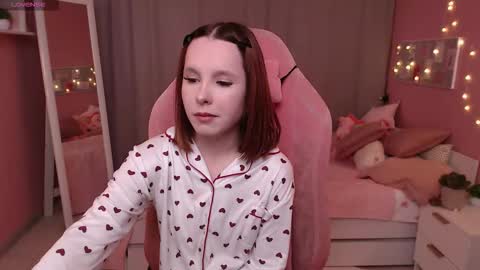 Mia online show from February 14, 2026, 7:38 am