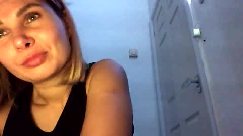 Hayle online show from October 18, 2025, 12:57 am